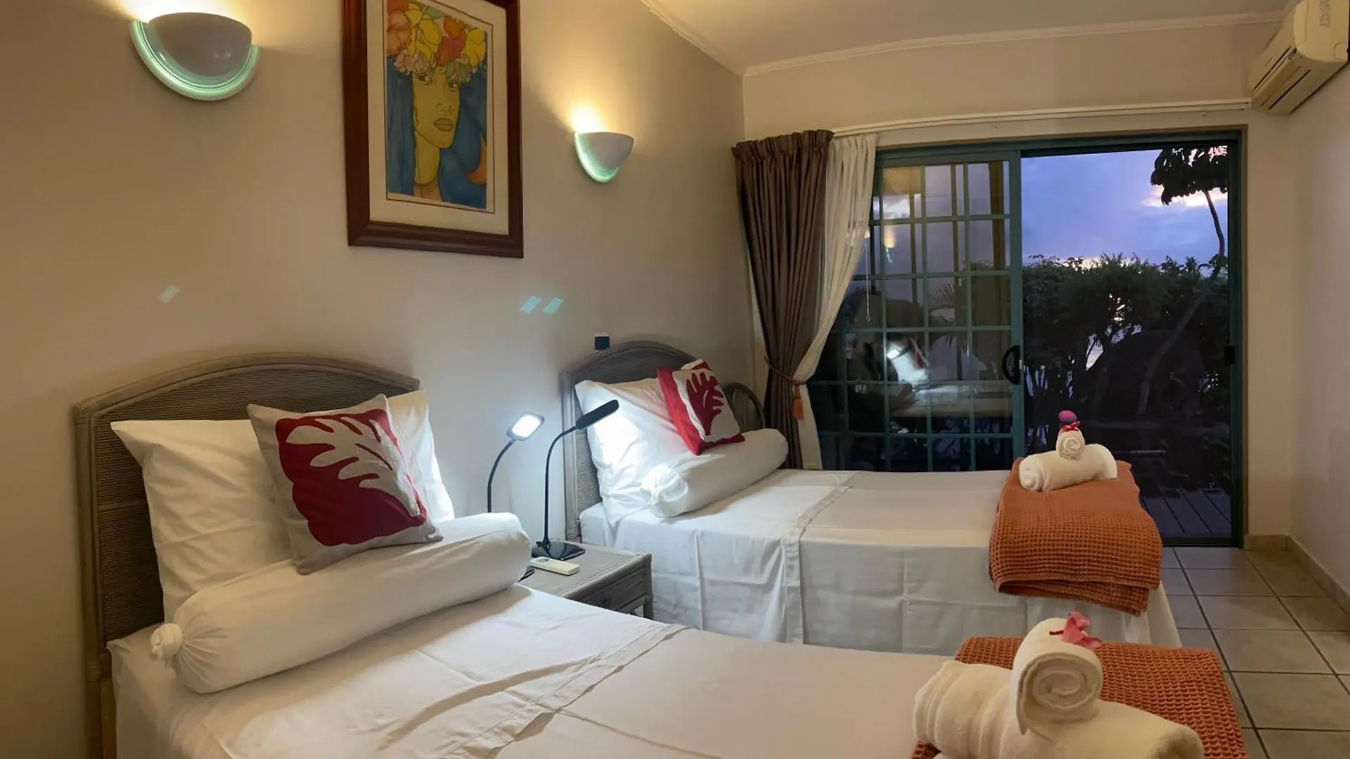 2 Suites A Temanahau Lodge Punaauia  0*, Punaauia (Tahiti)